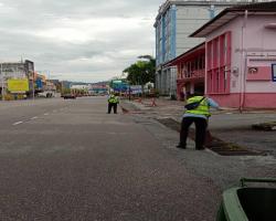 KERJA-KERJA PEMBERSIHAN JALAN JKR