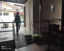 GERAI MBS BUKAN BUMIPUTERA, MANTIN.