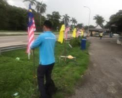 KERJA-KERJA PEMASANGAN BENDERA