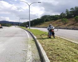 KERJA-KERJA PEMBERSIHAN KAWASAN