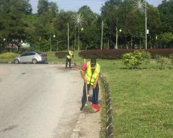 PEMBERSIHAN JALAN JKR