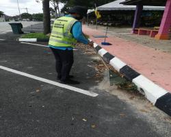 PEMBERSIHAN JALAN DI TEMPAT PELANCONGAN
