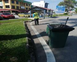 KERJA-KERJA PEMBERSIHAN JALAN JKR 