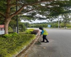 PEMBERSIHAN JALAN JKR