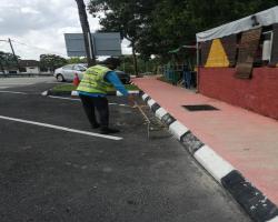 PEMBERSIHAN JALAN DI TEMPAT PELANCONGAN