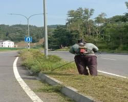 KERJA-KERJA PEMBERSIHAN KAWASAN