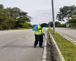 PEMBERSIHAN JALAN JKR
