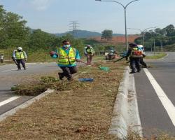 KERJA-KERJA PEMBERSIHAN KAWASAN