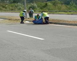 KERJA-KERJA PEMBERSIHAN KAWASAN