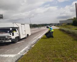 PEMBERSIHAN JALAN JKR