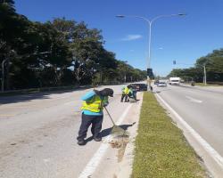  PEMBERSIHAN JALAN JKR