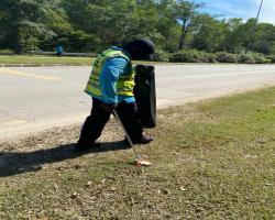  PEMBERSIHAN JALAN JKR