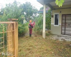 KERJA-KERJA PEMBERSIHAN SEMAK SAMUN/TANAH LOT KOSONG