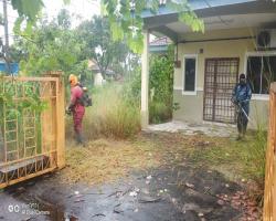 KERJA-KERJA PEMBERSIHAN SEMAK SAMUN/TANAH LOT KOSONG