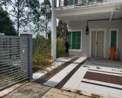  PEMBERSIHAN SEMAK SAMUNTANAH LOT KOSONG 