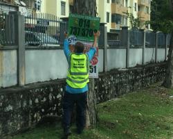 MEMBUKA PAPAN IKLANBUNTING BANNER HARAM
