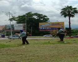 KERJA-KERJA PEMOTONGAN RUMPUT