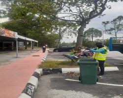 PEMBERSIHAN JALAN DI TEMPAT PELANCONGAN 