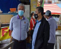 LAWATAN TURUN PADANG DATUK BANDAR KE PASAR MANTIN DAN PASAR BROGA