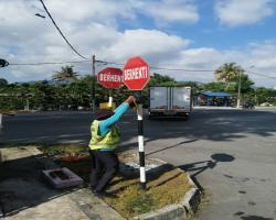 MEMBUKA PAPAN IKLAN/BUNTING/BANNER HARAM