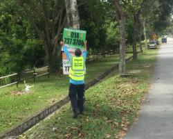 MEMBUKA PAPAN IKLANBUNTING BANNER HARAM