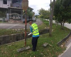 MEMBUKA PAPAN IKLAN BUNTING BANNER HARAM 