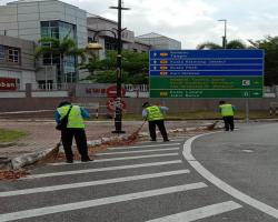 PEMBERSIHAN JALAN JKR