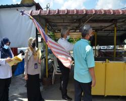 LAWATAN TURUN PADANG DATUK BANDAR BERKAITAN ISU PENIAGA / PENJAJA DUN PAROI