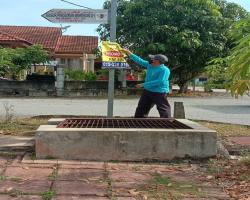  MEMBUKA PAPAN IKLAN, BUNTING ,BANNER HARAM 