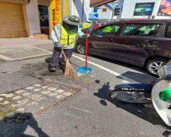 PEMBERSIHAN JALAN JKR