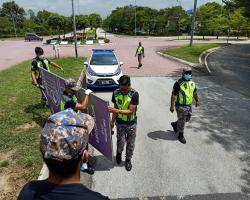 OPS IKLAN TANPA KEBENARAN DI TEMPAT AWAM