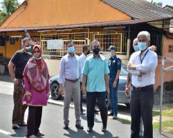 LAWATAN TURUN PADANG DATUK BANDAR BERKAITAN ISU PENIAGA / PENJAJA DUN PAROI