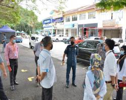 LAWATAN TURUN PADANG DATUK BANDAR