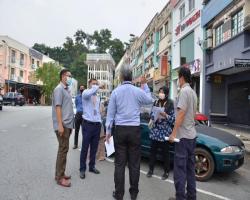 LAWATAN TURUN PADANG TUAN SETIAUSAHA 