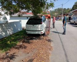 OPS MEMINDAHKAN HALANGAN KENDERAAN TERBIAR DITEMPAT AWAM