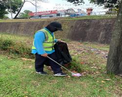  PEMBERSIHAN JALAN JKR