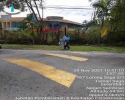 KERJA-KERJA MEMBUKA PAPAN IKLAN, BUNTING, BANNER HARAM