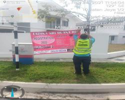 KERJA-KERJA MEMBUKA PAPAN IKLAN/BUNTING/BANNER HARAM