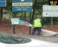 KERJA-KERJA MEMBUKA PAPAN IKLAN, BUNTING, BANNER HARAM