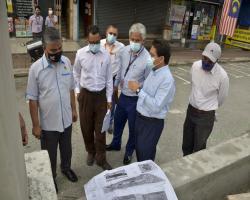 LAWATAN TURUN PADANG