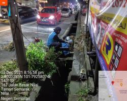 JALAN UTAMA PEKAN NILAI (BERHAMPIRAN PUBLIC BANK)