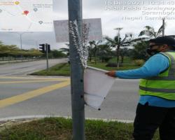 KERJA-KERJA MEMBUKA PAPAN IKLAN BUNTING BANNER HARAM 