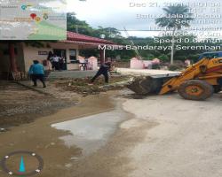 JALAN MASUK PEJABAT VATERINAR JALAN PANTAI.