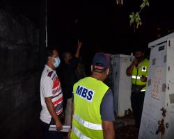 LAWATAN TURUN PADANG DATUK BANDAR BAGI PEMASANGAN LAMPU TANGLUNG