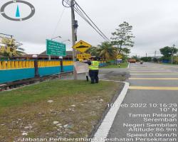 LAPORAN KERJA-KERJA MEMBUKA PAPAN IKLAN BANTING BANNER