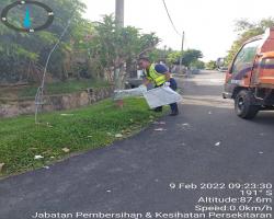 LAPORAN KERJA-KERJA MEMBUKA PAPAN IKLAN/BANTING/"BANNER"