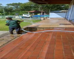 KERJA-KERJA PEMBERSIHAN PASAR