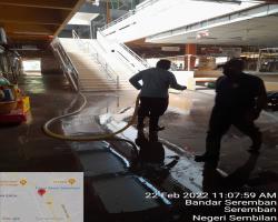 KERJA-KERJA PEMBERSIHAN PASAR