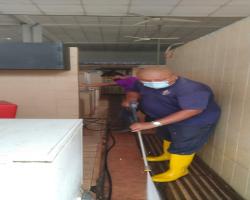 KERJA-KERJA PEMBERSIHAN PASAR