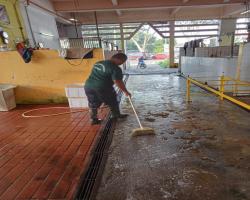KERJA-KERJA PEMBERSIHAN PASAR